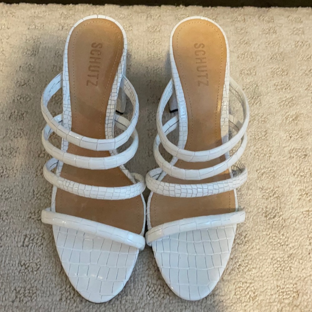 Schutz white block heel size 9.5